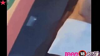 mi madrastra no esta en la habitacion y quiero comer la polla de mi padrastro que esta en el baño sexo con mi padrastro