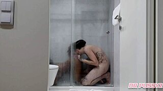 Ebony Pornstar Gives Blowjob In Motel Bathroom Before Pussy Fucking