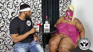 Ssbbw Nikki Nailz shares her story in an interview with Poundhardxxx.com