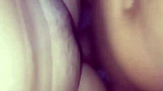 Enorme gozada do negão na minha barriga em cena interracial intensa