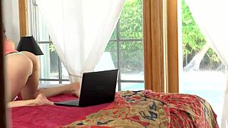 Hot teen Jade Amber bangs stepbrother for tokens in POV