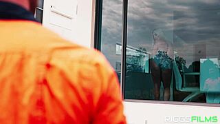 omg, muscle barbie with huge tits takes it in the ass