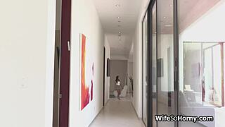 Prevarantska žena srka najemnikovo ogromno BBC po vročem masažu