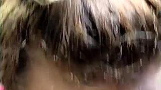 Flirtujúci SW pár miluje natáčanie fúkania v verejných autách