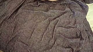 Fucking with creampie while smoking in bed