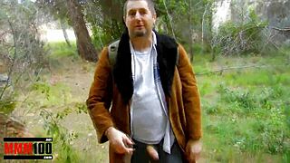 i love how zoe stars as our favorite girl in this video.