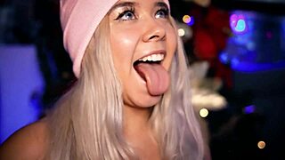 I tease my boyfriend's cock intensely for hard fucking