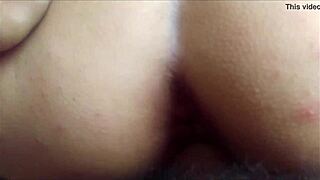 My girlfriend's ass hole begging to be penetrated on squeaky bed?