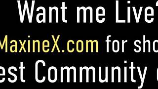 Asian woman uses dildo for gaping