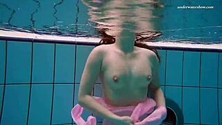 i watch liza bubarek as hot underwater mermaid in pool