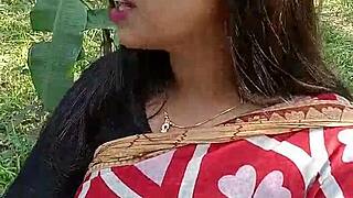 Hot housewife from Bengal in XXX porn story