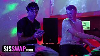 Chloe Temple And Venus Vixen In Intense 4-Some Doggystyle Sex With Cumshot Facial