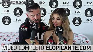 Veve Valencia Se Saca La Ropa Interior En El Cuarto Picante