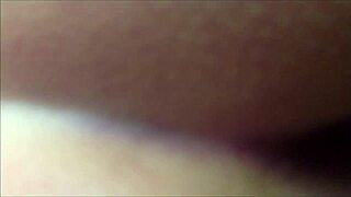 My girlfriend's ass hole begging to be penetrated on squeaky bed?