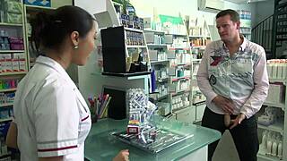 uh, i’m takin’ private lessons with lea fast, so hottt!