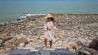 Voyeur EXHIBITION for neighbors with sexy ass shaking and hairy charm