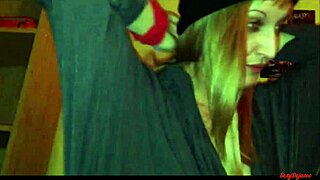 yes, i crave that closeup anal penetration and ass licking action.