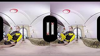 Batgirl Xxx Cosplay Bat Slut Wants To Fuck You Silly In Vr Goggles On