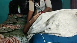 Babe From the Club Sucks Cock Like a Pro After Dancing