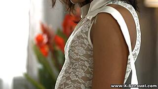 Tanned European Teen Mary Dee Performs Blowjobs On Shaved Pussy Amateurs