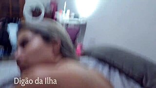 Duas Gostosas Fudendo Com O Digão Da Ilha