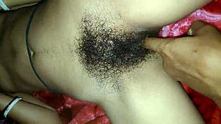 indian bhabi shows beautiful pussy for fast webcam fuck