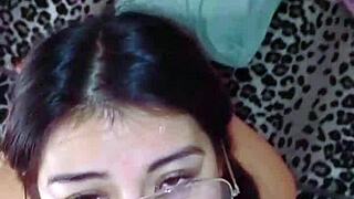 Exnovia Nalgona Invites Me Home While Husband's Away - You Won't Believe Her Face And Glasses!