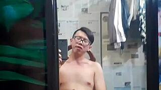 Viet Nam Gay Top Sucks Monster Cock!