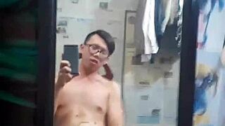 Viet Nam Gay Top Sucks Monster Cock!