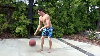 kaleb's first time sucking hunk's cock in sean cody gay movie 😍