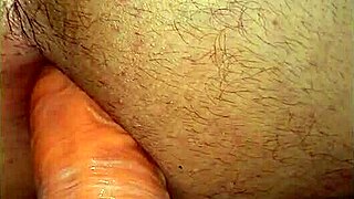 i'm fuking my tasty ass wit the dildo