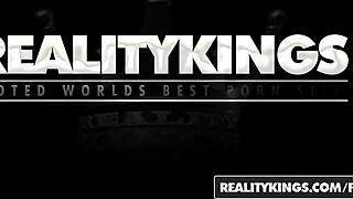 want to see these sensual lickers sucking cock in fishnets and heels?