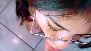 Exnovia Nalgona Invites Me Home While Husband's Away - You Won't Believe Her Face And Glasses!