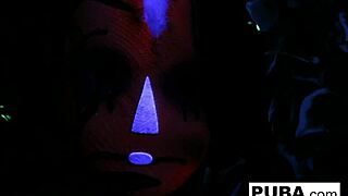 i share halloween scare with 2 hot blondes