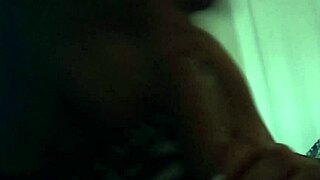 Trap Whore Vixxen Gets Plowed