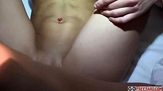 Young petite girl gets her pussy licked in bed so good!