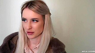 so, i convinced her for rough sex in a public hallway, nearly got caught!