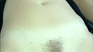 A mature housewife explores her vibrator toys in an amateur session