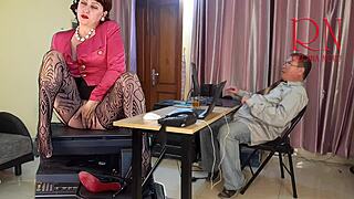 giantess secretary seduces boss with pussy and tits. wanna see me masturbate?