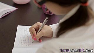 Babes mouth cummed in during blowjob?