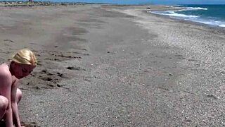 Dogging with a stranger on the beach bareback