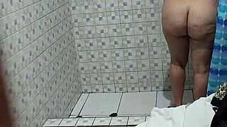 Hidden cam catches curvy Venezuelan neighbor in shower!