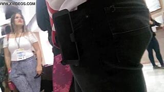 found this irresistible curvy prostitute in tight leggings on the street