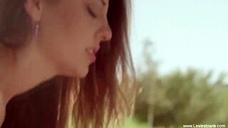 Watch These Real Lesbian Lovers From Eastern Europe Fingering!