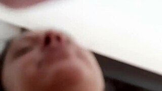 My girlfriend gets down and dirty with me! 😍