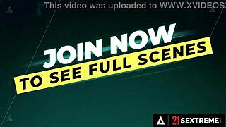 Yo, check this out! Naughty blonde Zazie Skymm can’t wait to fist Tiffany Rousso at 21 Sextreme 😜