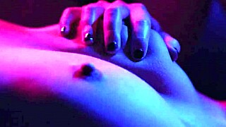 casting trap with darcie dolce and lexi luna scissoring on sofa