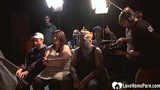 Şanslı Çocuk Açık Havada Oral ve Sert Sikme Alıyor Esmer Milften Ev Yapımı Sex Bandında