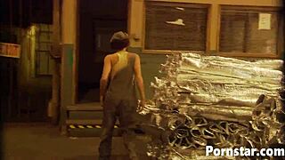 Lesbians Eve and Chanel fuck!