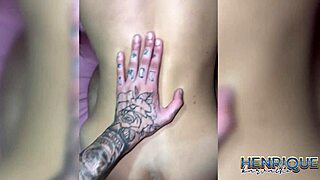 Homemade rough fuck in bunk after beach with big cock